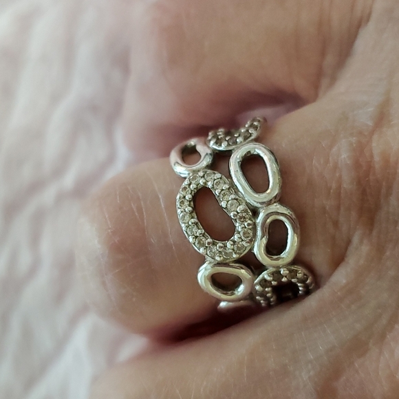 Pandora - "Circle of Friends" - RETIRED - Picture 4 of 12